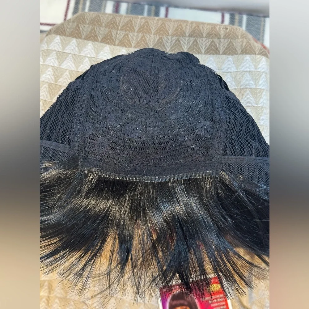 AMINA|1 JETBLACK|Sleek Black Bob Wig - Picture 9 of 12